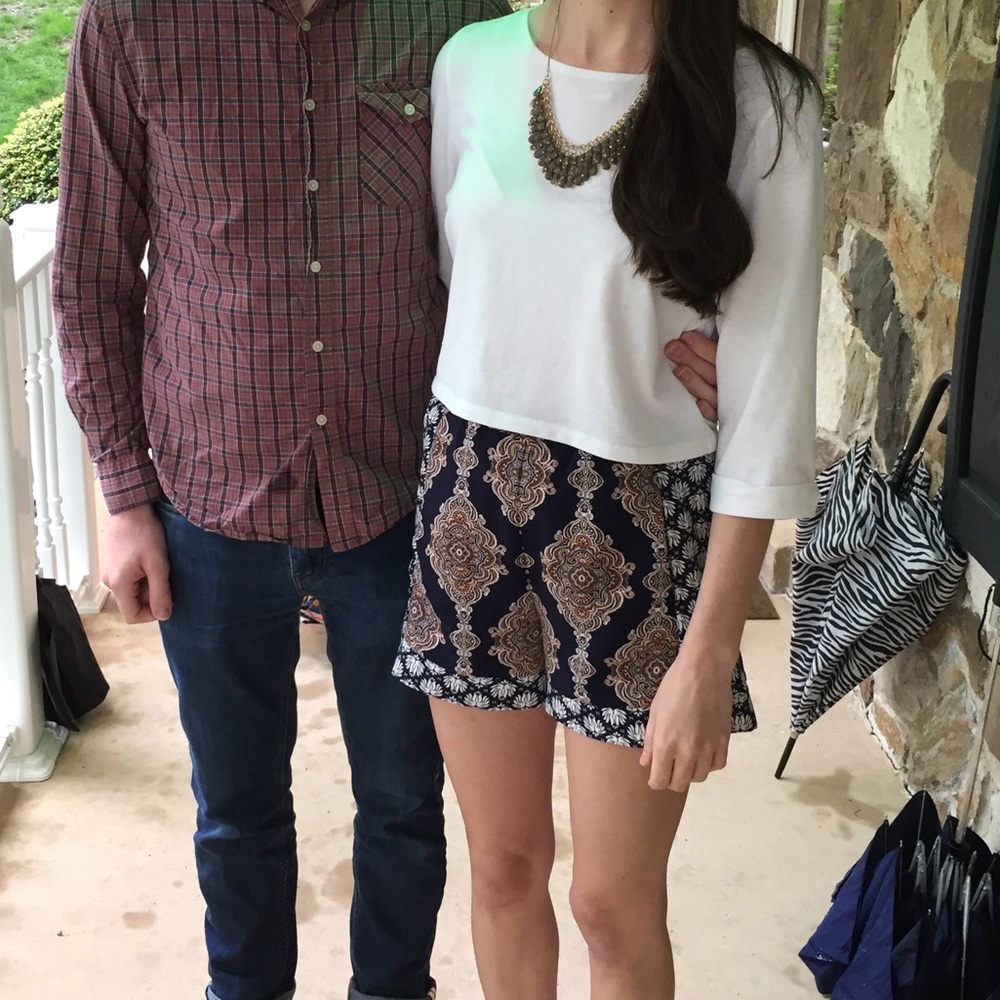 Patterned High Rise Shorts - Picture 4 of 4